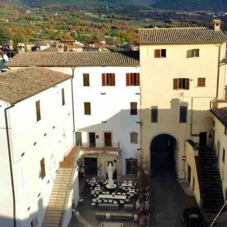 Apartmán La Casina Di Nada Massa Martana Exteriér fotografie